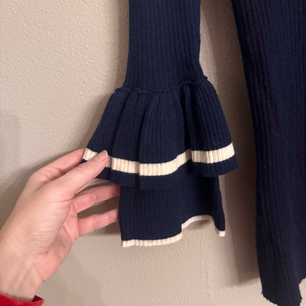 FRAME Double‎ Ruffle Cuff Sweater - Picture 4 of 6
